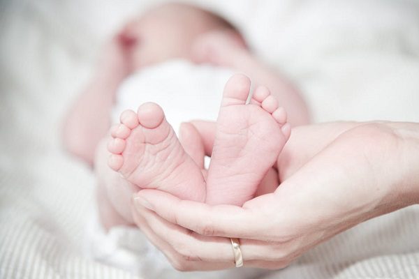 Какво трябва да подготвим за изписване на бебе от родилното?