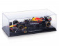 Bburago 18/28026 - 1:24 Formula F1 - Oracle Red Bull Racing RB18 (with helmet) thumb 2