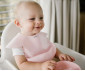 Бебешки силиконов лигавник с джобче за храна Babyono, розов 1639/02 thumb 5
